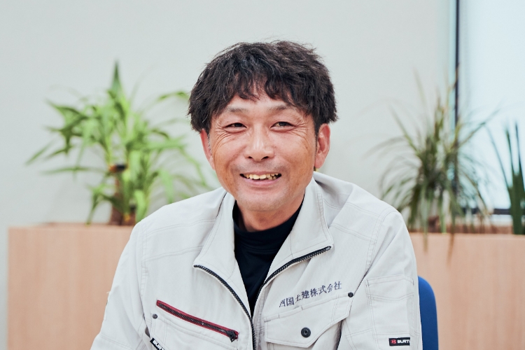 眞鍋 和也